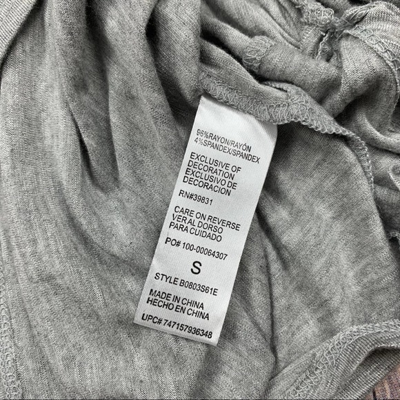 Democracy Floral embroidered Rayon tee - Picture 5 of 5